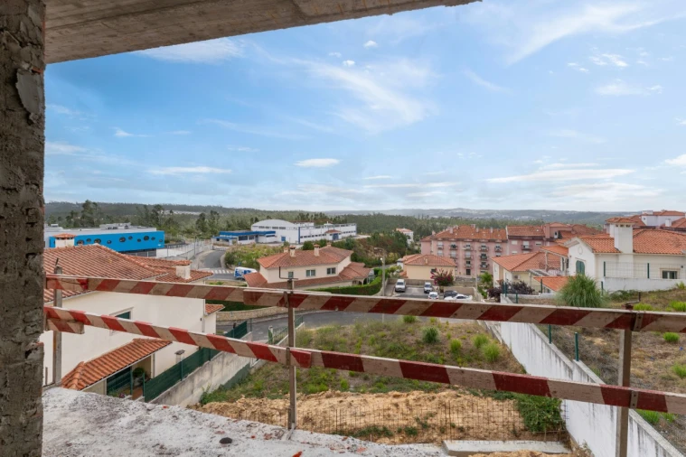 Moradia T4 para Venda em Leiria, Pousos, Barreira e Cortes Foto 32