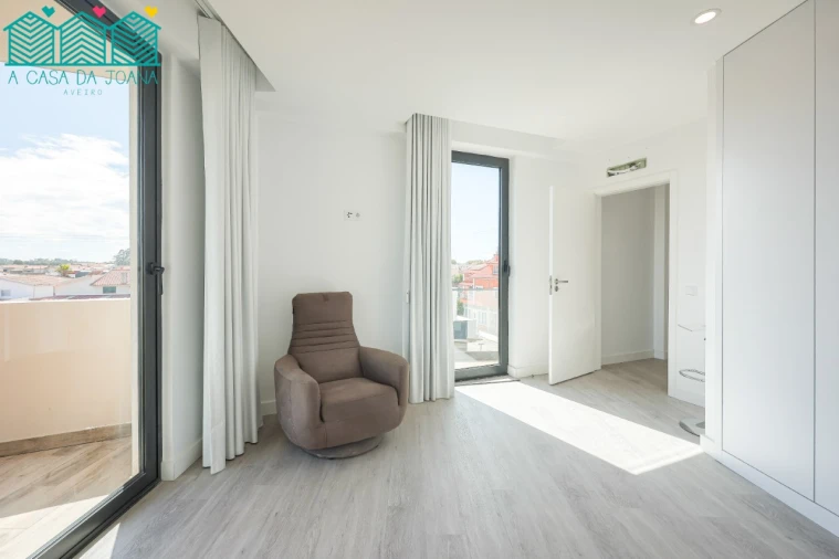 Apartamento T2 para Venda em Gafanha da Nazaré Foto 12
