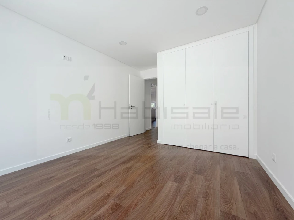 Apartamento T2 para Venda em Alcabideche Foto 18
