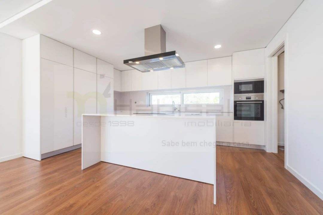 Apartamento T2 para Venda em Alcabideche Foto 6