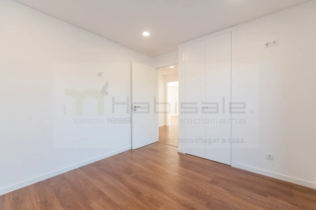 Apartamento T2 para Venda em Alcabideche Foto 15