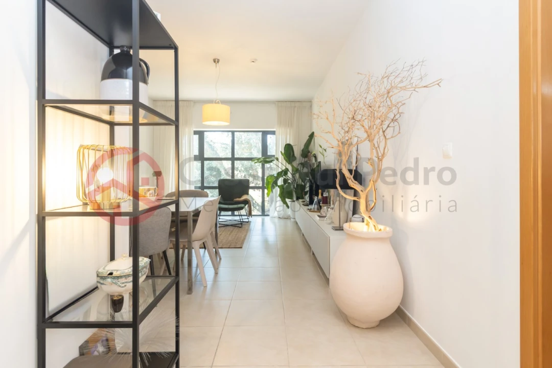 Apartamento T1 para Venda em Quinta do Anjo Foto 32