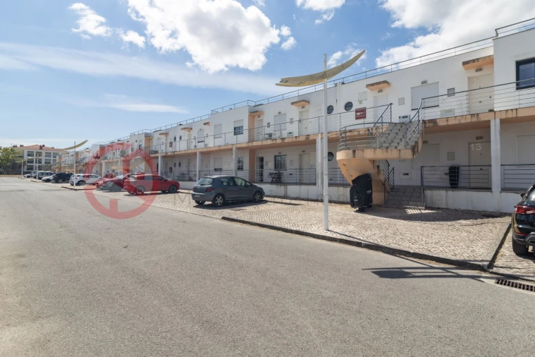Apartamento T1 para Venda em Quinta do Anjo Foto 9