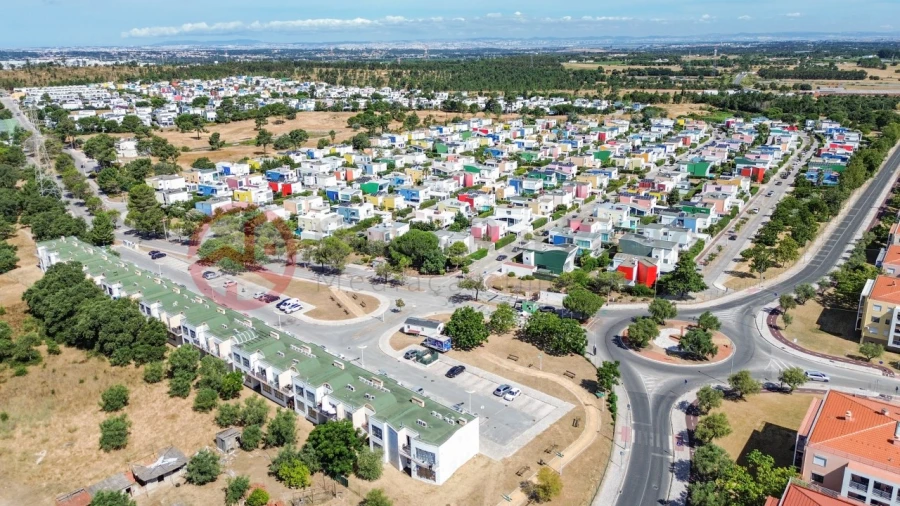 Apartamento T1 para Venda em Quinta do Anjo Foto 43