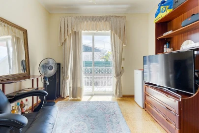 Moradia T3 para Venda em Fernao Ferro