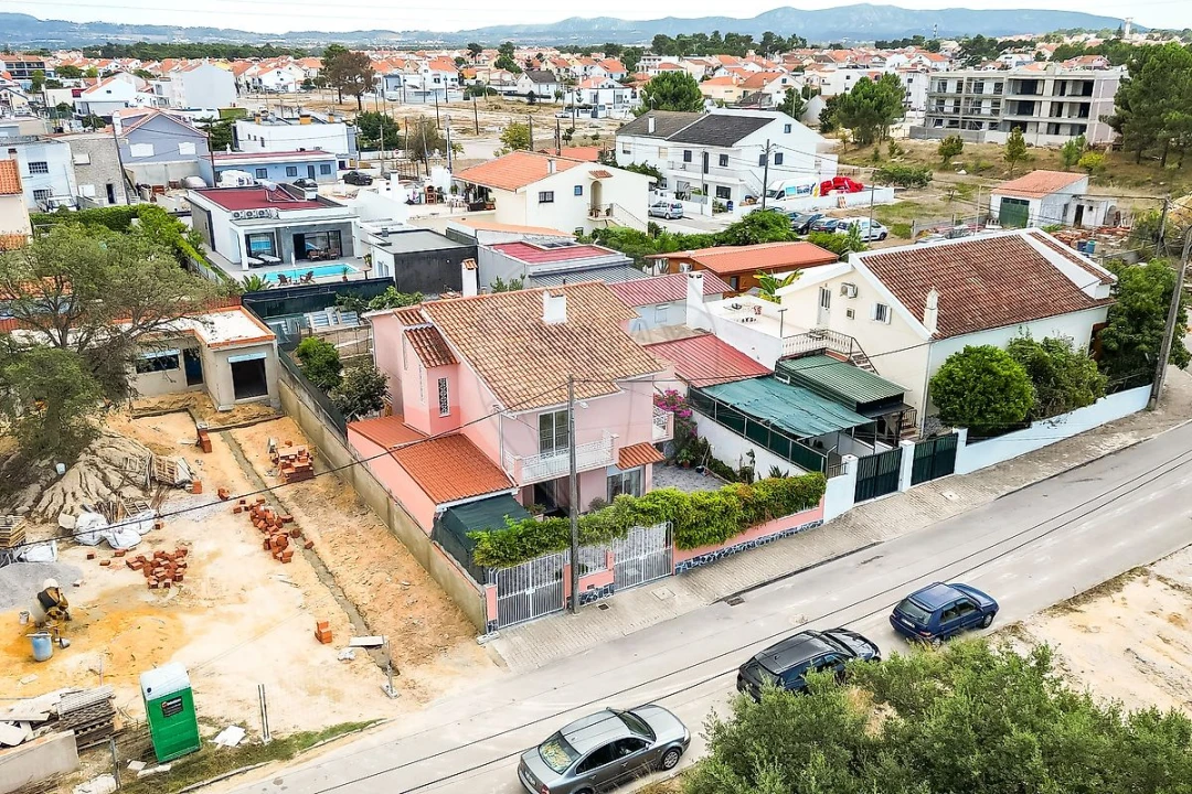Moradia T3 para Venda em Fernao Ferro Foto 34