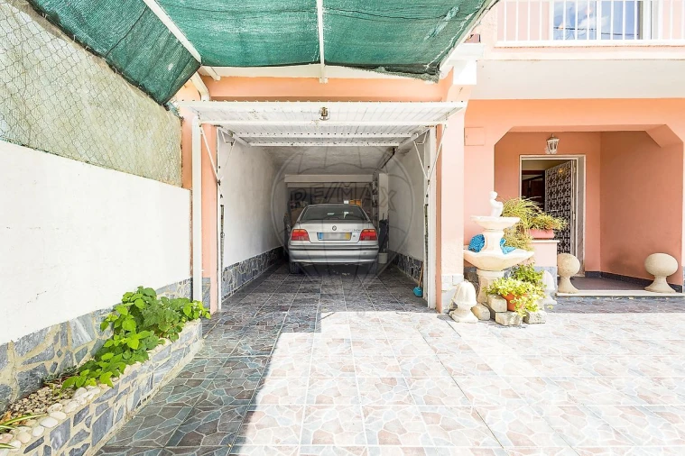 Moradia T3 para Venda em Fernao Ferro Foto 27
