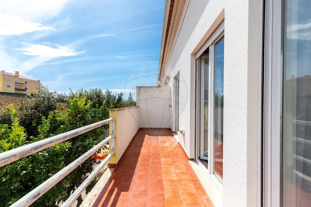 Apartamento T2 para Venda em Lourinhã e Atalaia Foto 10