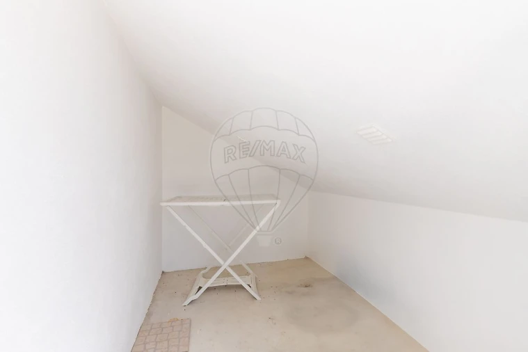 Apartamento T2 para Venda em Lourinhã e Atalaia Foto 22
