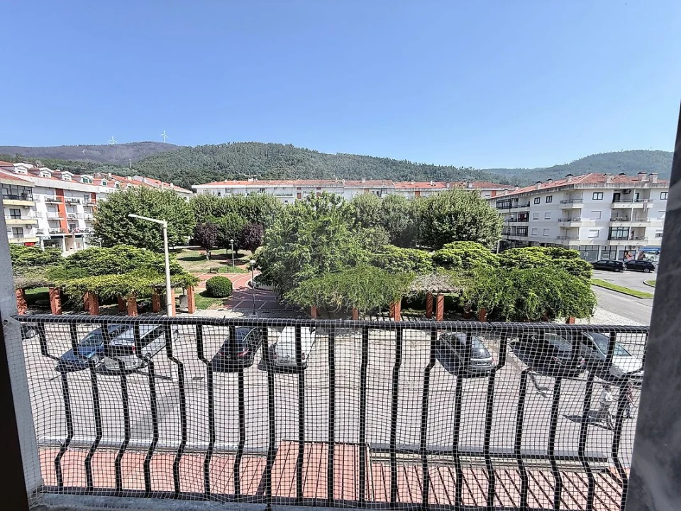 Apartamento T2 para Venda em Lousã e Vilarinho Foto 5