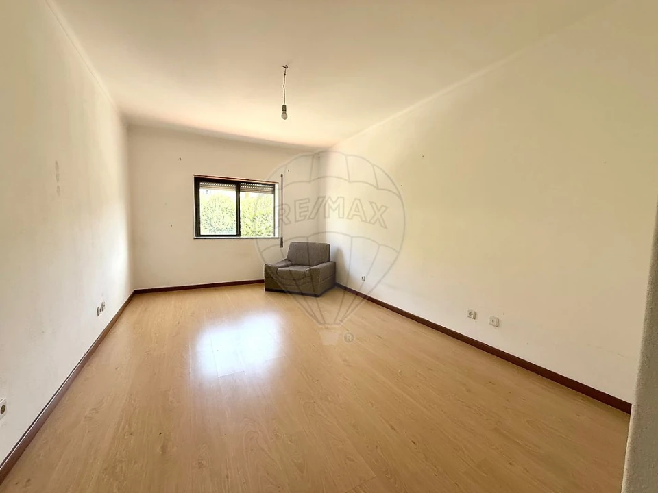 Apartamento T2 para Venda em Lousã e Vilarinho Foto 7
