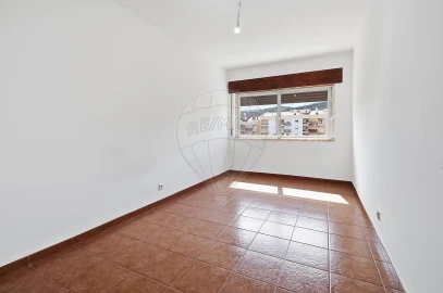 Apartamento T3 para Venda em Arruda dos Vinhos