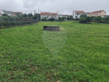 Moradia T2 para Venda em Envendos