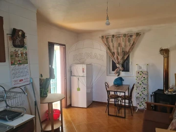 Moradia T2 para Venda em Envendos