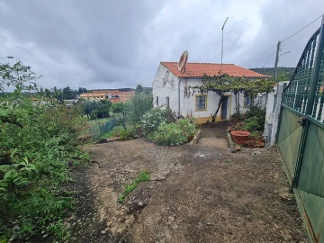 Moradia T2 para Venda em Envendos