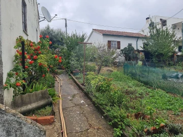 Moradia T2 para Venda em Envendos