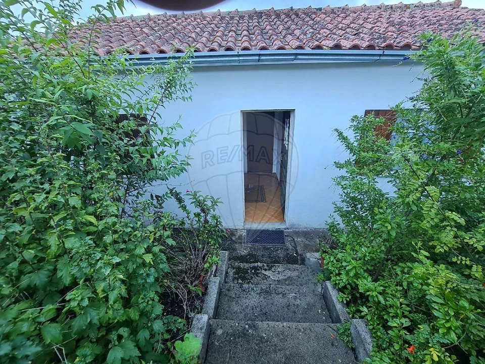 Moradia T2 para Venda em Envendos Foto 9