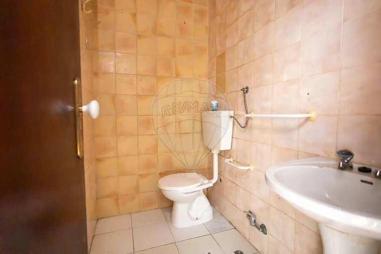 Moradia T2 para Venda em Salvaterra de Magos e Foros de Salvaterra Foto 7