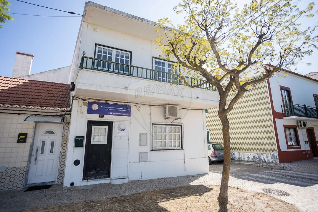 Moradia T2 para Venda em Salvaterra de Magos e Foros de Salvaterra Foto 4