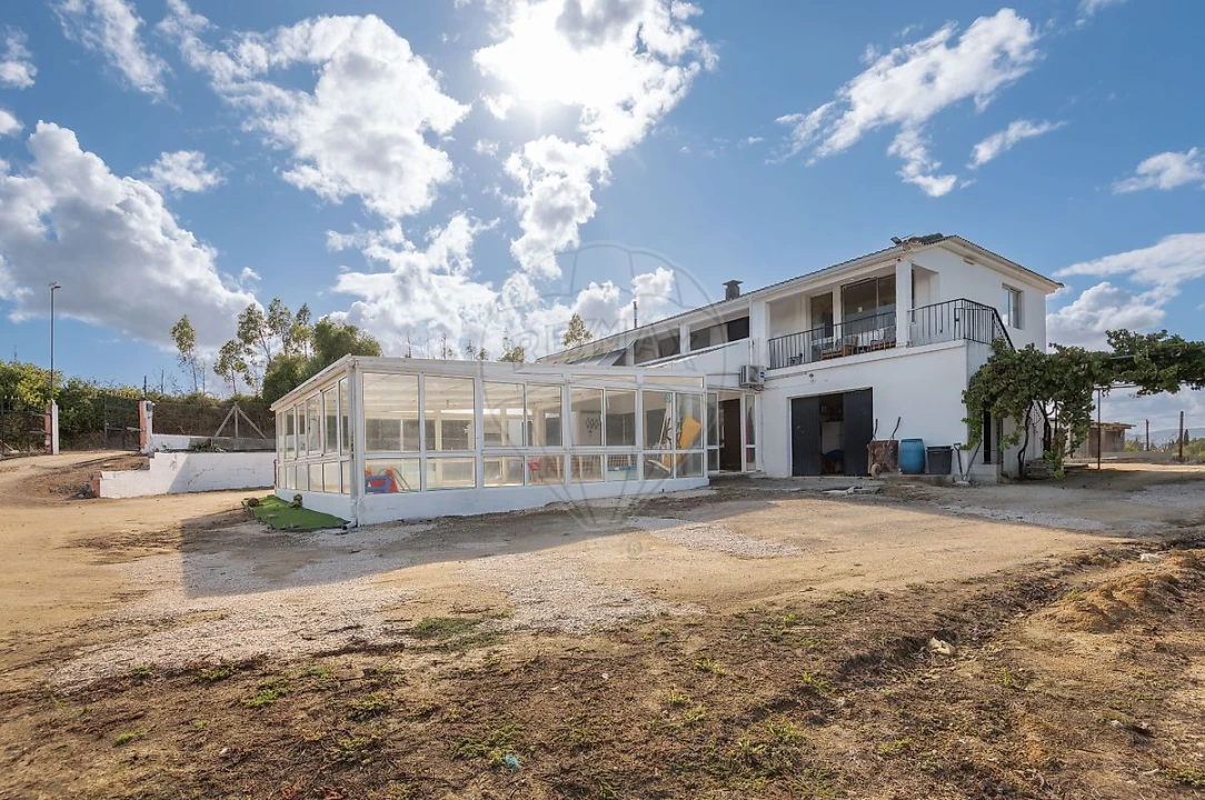 Moradia T5 para Venda em Aveiras de Baixo Foto 12