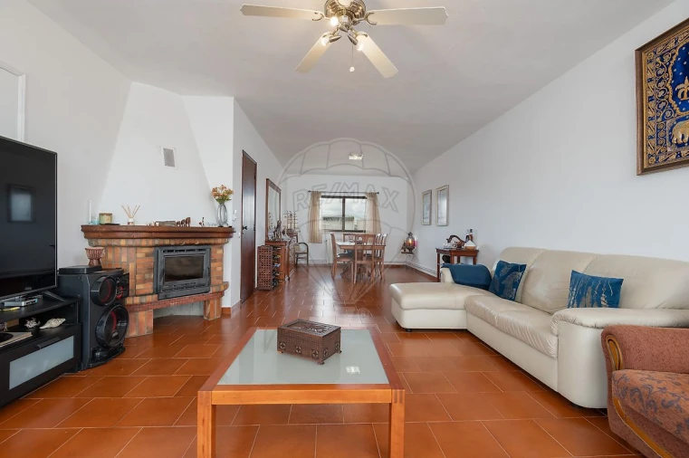 Moradia T5 para Venda em Aveiras de Baixo Foto 17
