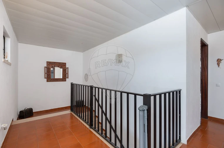 Moradia T5 para Venda em Aveiras de Baixo Foto 30