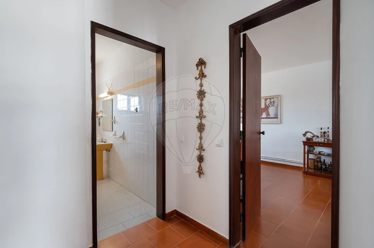 Moradia T5 para Venda em Aveiras de Baixo Foto 15