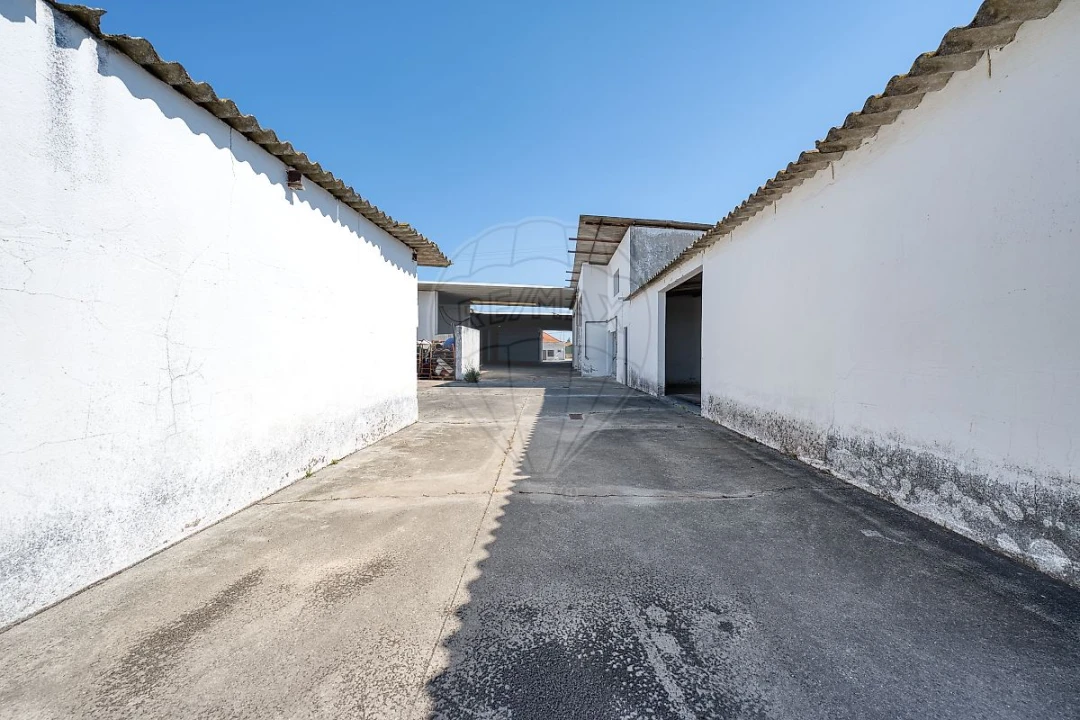 Moradia T5 para Venda em Fazendas de Almeirim Foto 20
