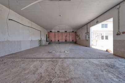 Moradia T5 para Venda em Fazendas de Almeirim