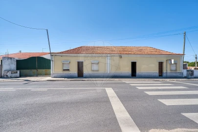 Moradia T5 para Venda em Fazendas de Almeirim