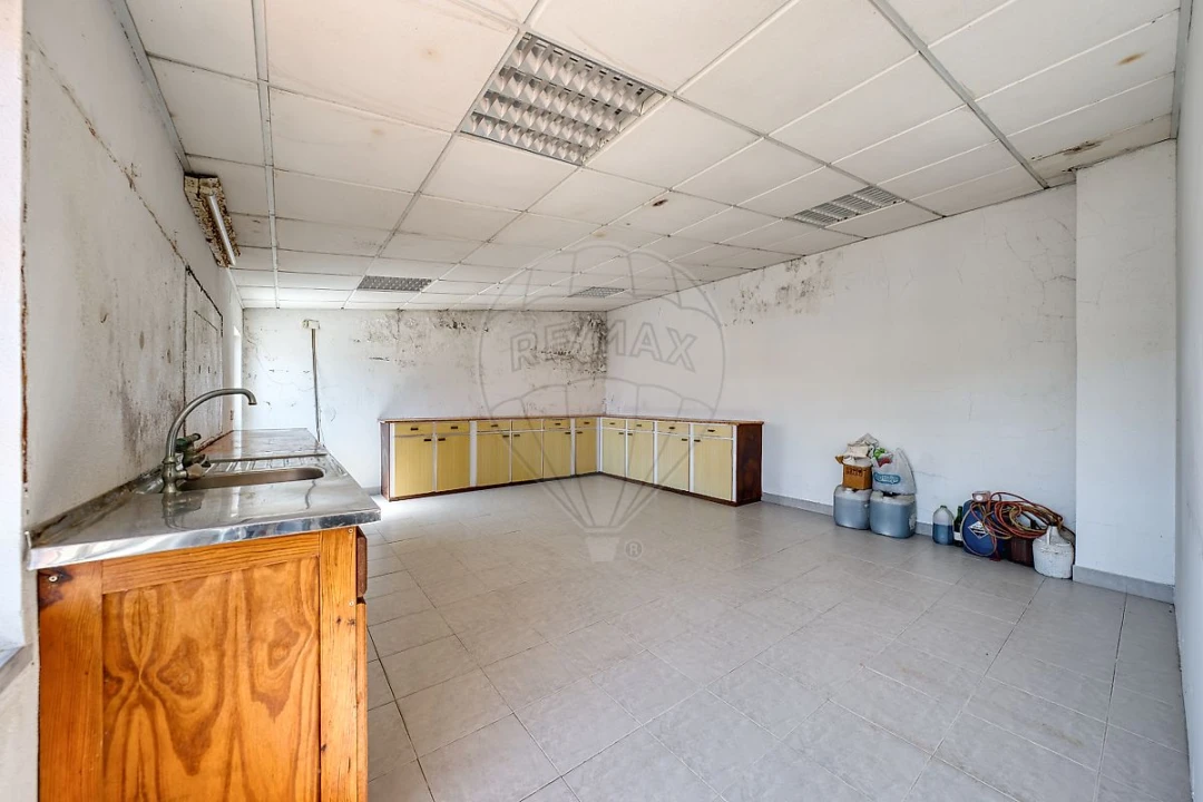 Moradia T5 para Venda em Fazendas de Almeirim Foto 47