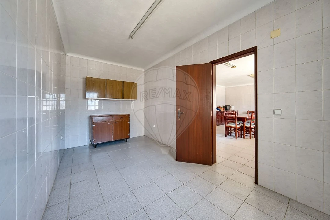 Moradia T5 para Venda em Fazendas de Almeirim Foto 32