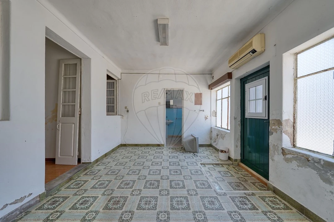 Moradia T5 para Venda em Fazendas de Almeirim Foto 40
