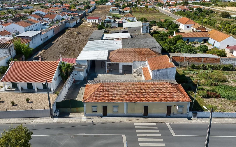 Moradia T5 para Venda em Fazendas de Almeirim Foto 50