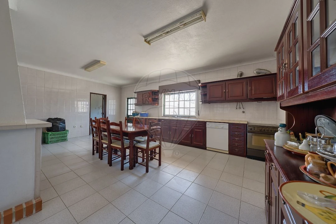 Moradia T5 para Venda em Fazendas de Almeirim Foto 33