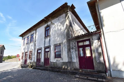 Moradia T5 para Venda em Junqueira