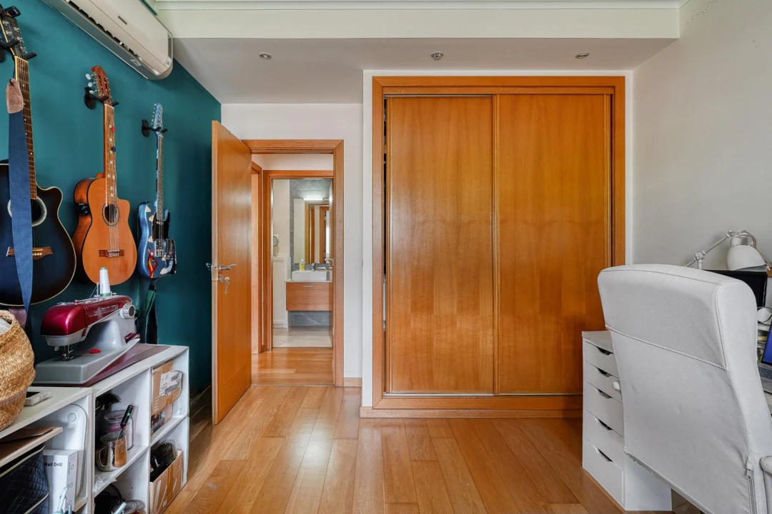 Apartamento T4 para Venda em Loures Foto 24