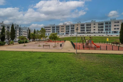 Apartamento T4 para Venda em Loures
