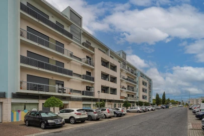 Apartamento T4 para Venda em Loures