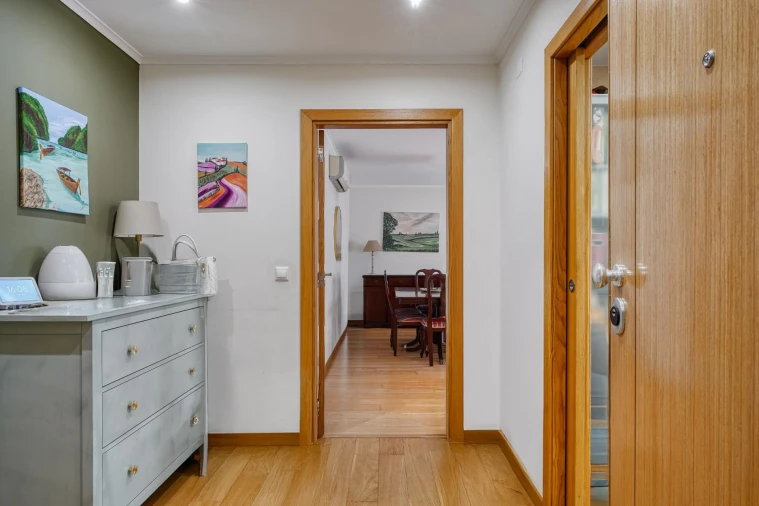 Apartamento T4 para Venda em Loures Foto 5
