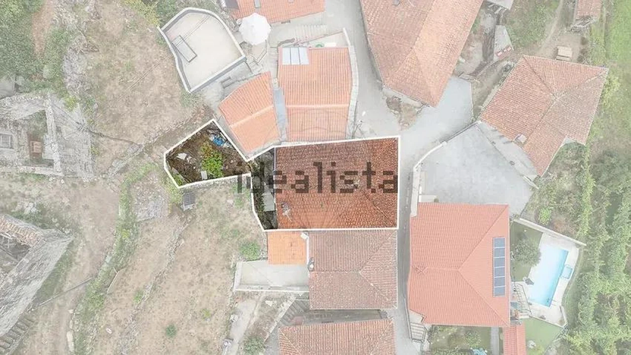 Moradia T4 para Venda em Cibões e Brufe Foto 24