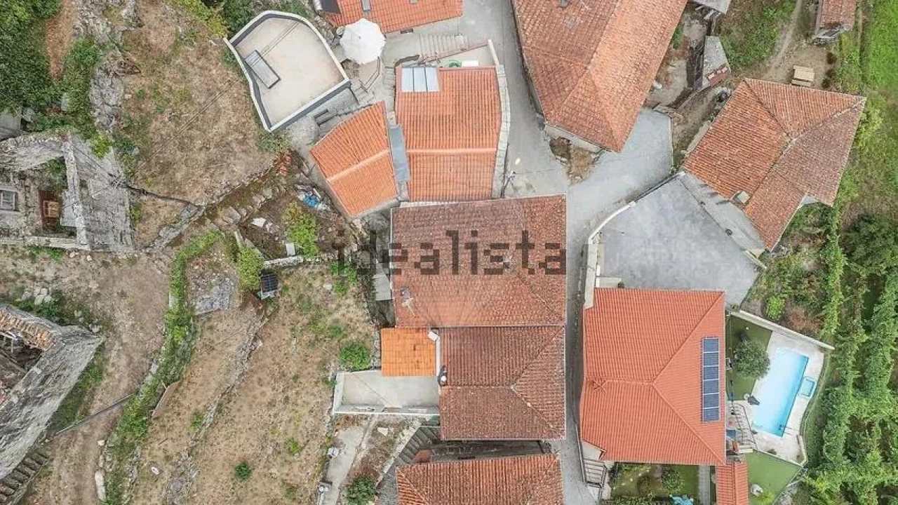 Moradia T4 para Venda em Cibões e Brufe Foto 26