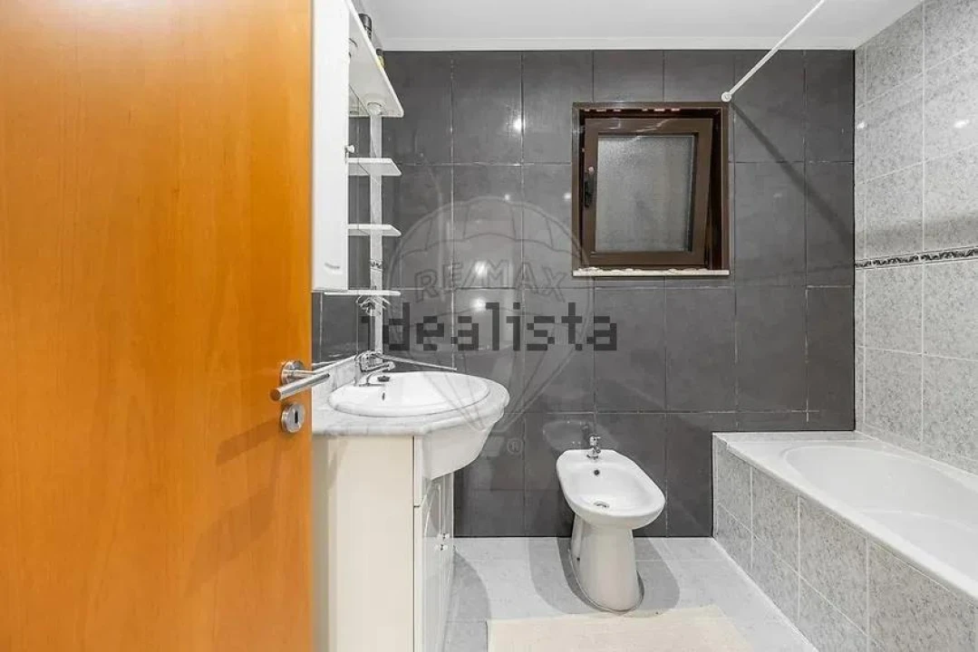 Moradia T4 para Venda em Cibões e Brufe Foto 7