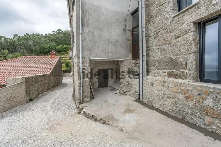 Moradia T4 para Venda em Cibões e Brufe Foto 19