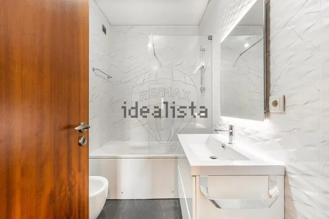 Apartamento T3 para Venda em Vila Nova de Famalicão e Calendário Foto 8