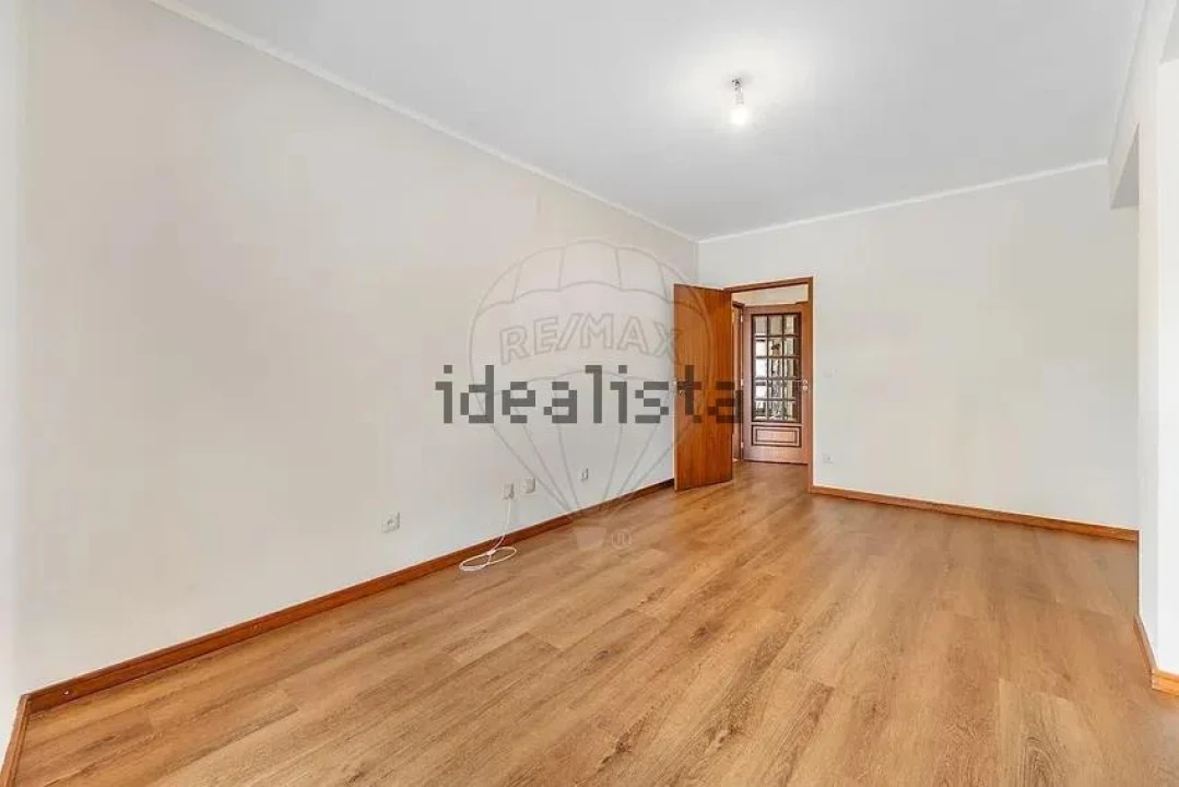 Apartamento T3 para Venda em Vila Nova de Famalicão e Calendário Foto 9