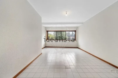 Apartamento T3 para Venda em Vila Nova de Famalicão e Calendário