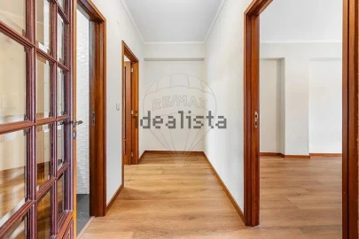Apartamento T3 para Venda em Vila Nova de Famalicão e Calendário