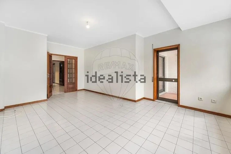 Apartamento T3 para Venda em Vila Nova de Famalicão e Calendário Foto 5