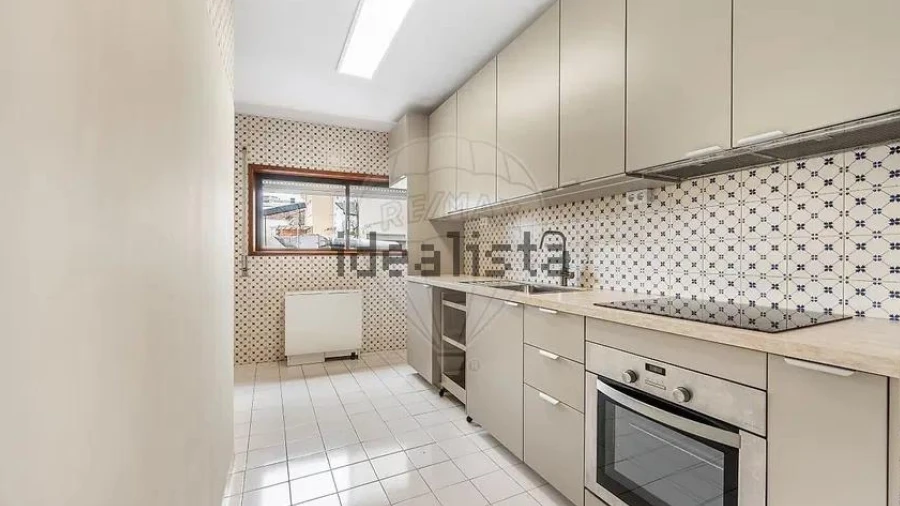 Apartamento T3 para Venda em Vila Nova de Famalicão e Calendário